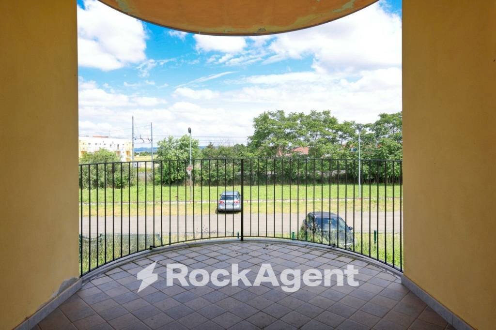 Terrazzo - Bilocale via Tortona, 84, Alessandria - foto 1