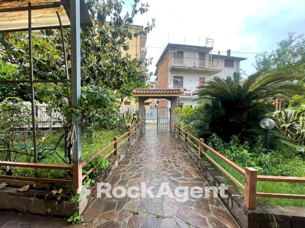 Giardino - Villa via Imperia, 17, Albanella - foto 1