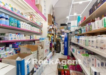 Interno non residenziale - Negozio via Francesco Crispi, 208, Catania - foto 20