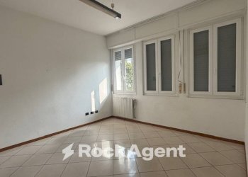 Camera da letto - Capannone largo Remo Coen, Parma - foto 13