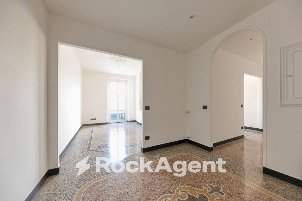 Ingresso - Appartamento via Archimede, Genova (zona Marassi) - foto 2