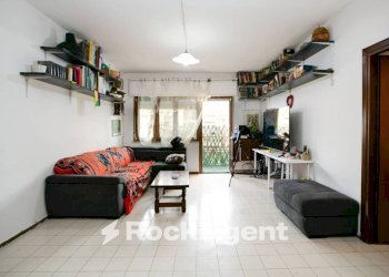 Salone - Quadrilocale piazza Gerolamo Gaslini, 27, Roma - foto 1