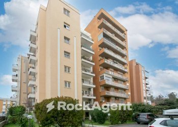 Facciata - Quadrilocale piazza Gerolamo Gaslini, 27, Roma - foto 2