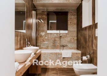 Bagno - Three-room apartment via Cota, 20, Lecce - photo 13