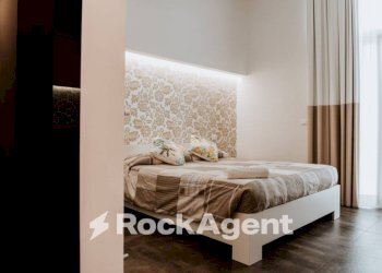 Camera da letto - Three-room apartment via Cota, 20, Lecce - photo 16