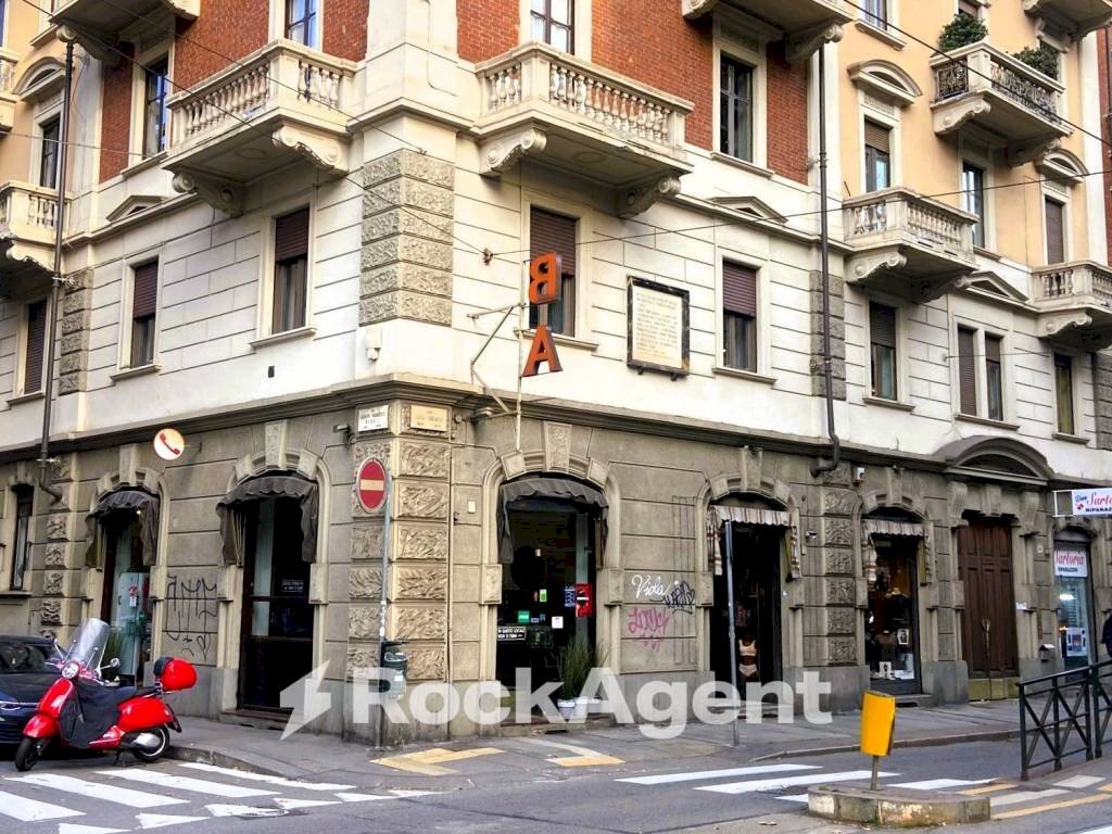 Facciata - Negozio via Luigi Cibrario, 68/B, Torino (zona Campidoglio) - foto 1