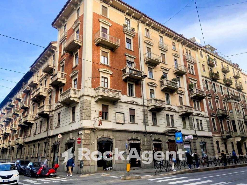 Facciata - Negozio via Luigi Cibrario, 68/B, Torino (zona Campidoglio) - foto 2