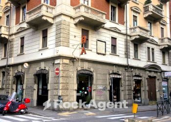 Facciata - Negozio via Luigi Cibrario, 68/B, Torino (zona Campidoglio) - foto 1
