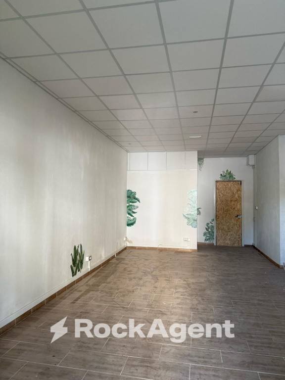 Interno non residenziale - Magazzino via Verona, Parma - foto 3