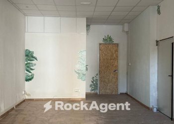 Interno non residenziale - Magazzino via Verona, Parma - foto 2