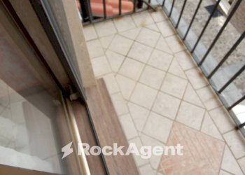 Balcone - Casa indipendente via Roma, Castelvetere sul Calore - foto 8