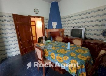 Camera da letto - Villa via Marcinelle ang. L. Da Vinci, Salice Salentino - foto 21