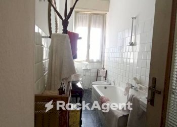 Bagno - Bilocale corso Italia, 38, Mede - foto 11