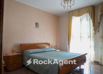 Camera da letto - Villa via Canalicchio, 9, Stalettì - photo 8