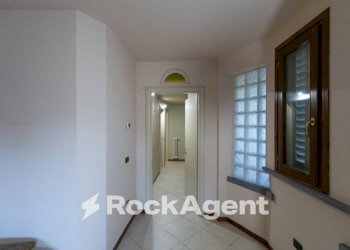 Corridoio - Office via Dionisio Anzilotti, 8, Pescia - photo 9