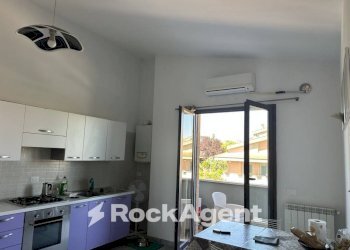 Cucina - Bilocale via Levante, 32, Città Sant'Angelo - foto 12