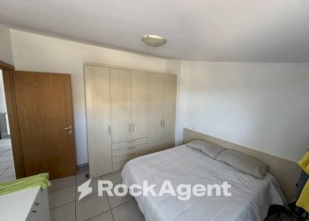 Camera da letto - Bilocale via Levante, 32, Città Sant'Angelo - foto 28