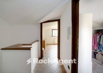 Disimpegno - Villa a Schiera via Tito Livio, Guidonia Montecelio - foto 32