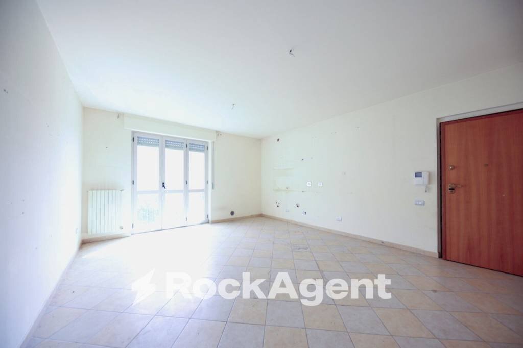 Cucina - Bilocale via Tortona, 84, Alessandria - foto 3