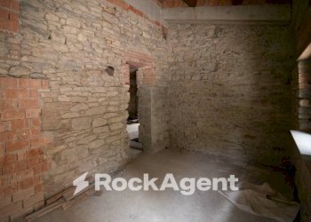 Stanza non arredata - Villa via pian di molino, Apecchio - photo 18