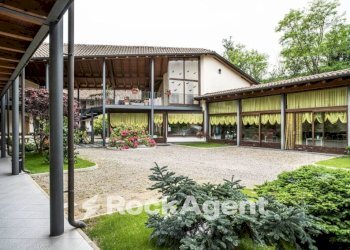 Giardino - Hotel via Frazione Mezzano, 117, Sannazzaro de' Burgondi - foto 36