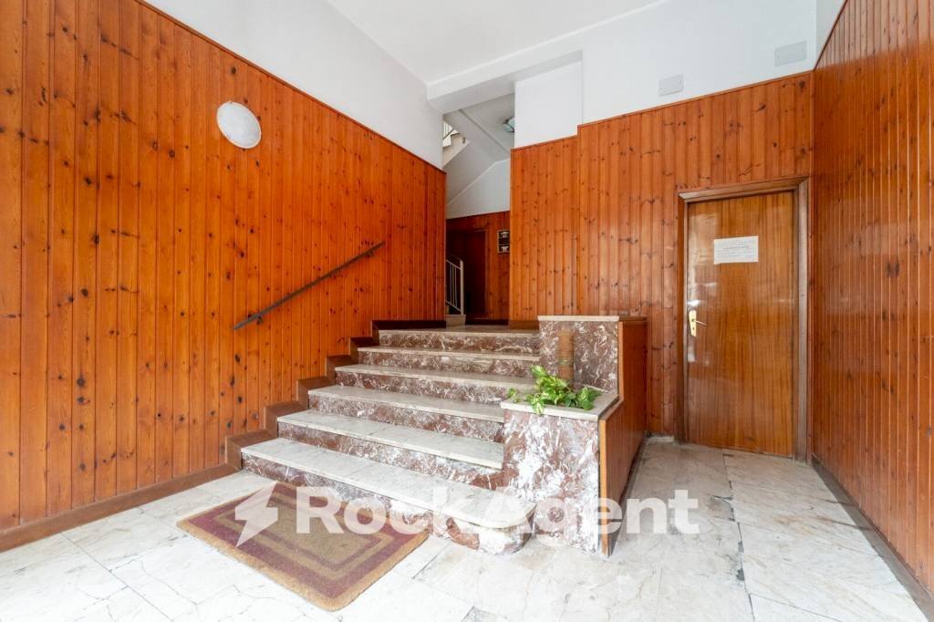 Interno palazzo - Attic via Vittorio Emanuele Orlando, 182, Catania - photo 1