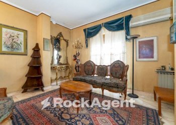 Salone - Attic via Vittorio Emanuele Orlando, 182, Catania - photo 11