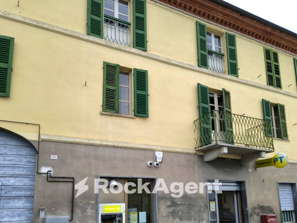 Facciata - Stabile - Palazzo via Giuseppe Mazzini, 69, Casorzo - foto 3