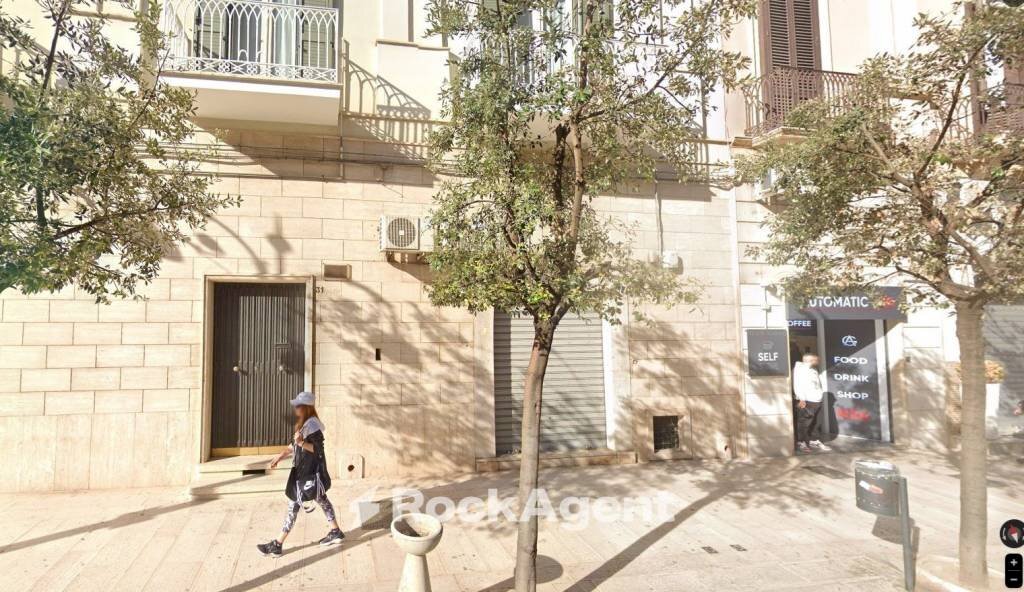 Facciata - Negozio corso Roma, 33, Cerignola - foto 2