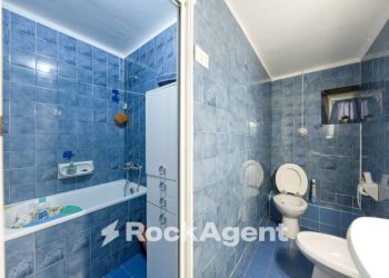 Bagno - Appartamento via Carlo Rolando, 31, Genova (zona Sampierdarena) - foto 29