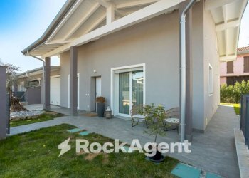 Giardino - Villa via San Carlo, 13, Cologno al Serio - foto 28