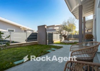 Giardino - Villa via San Carlo, 13, Cologno al Serio - foto 29