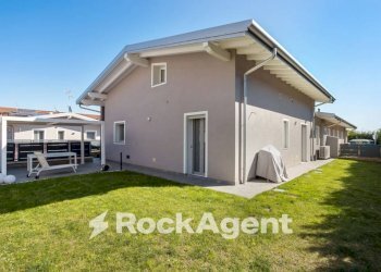 Giardino - Villa via San Carlo, 13, Cologno al Serio - foto 33