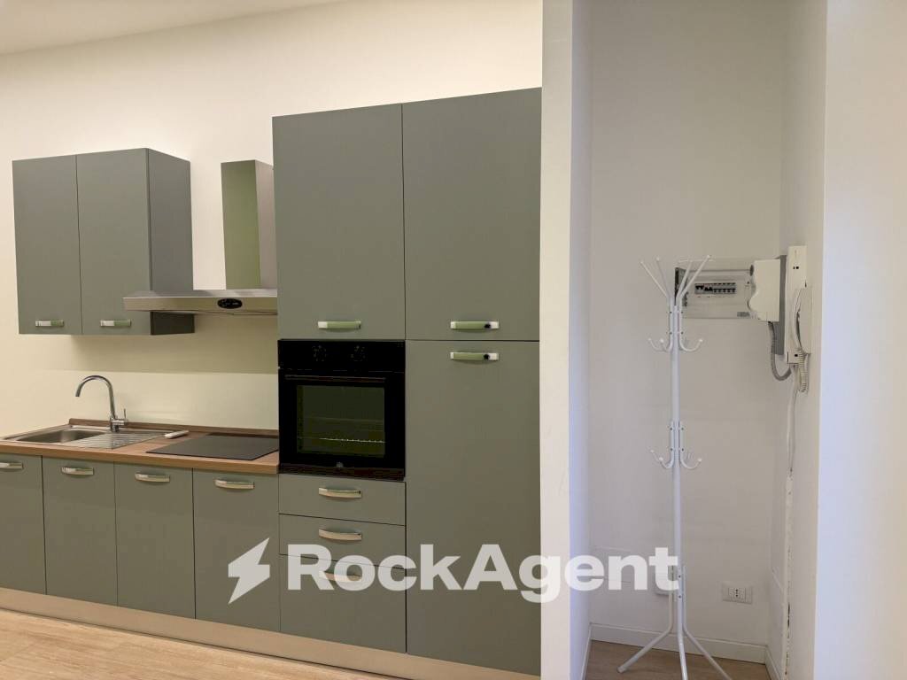 Cucina - Bilocale via Giuseppe Candiani, 119, Milano (zona Bovisa) - foto 3