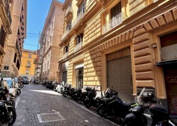 Zona - Negozio via Giuseppe Pisanelli, Napoli - foto 9
