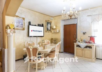 Salone - Casa indipendente via Molino D'Agogna, 6, Galliavola - foto 12