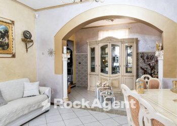 Salone - Casa indipendente via Molino D'Agogna, 6, Galliavola - foto 21