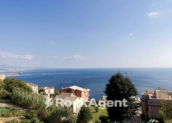 Vista - Trilocale via Campenave, 76, Genova (zona Voltri) - foto 2