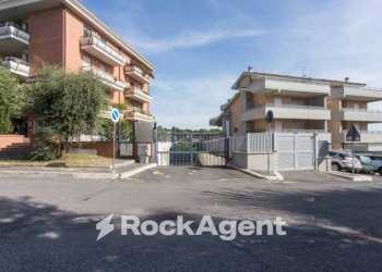 Zona - Box via Mario Fasulo, Roma - foto 14