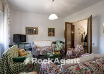 Salone - Apartment via Sarzanese, 247, Lucca - photo 6