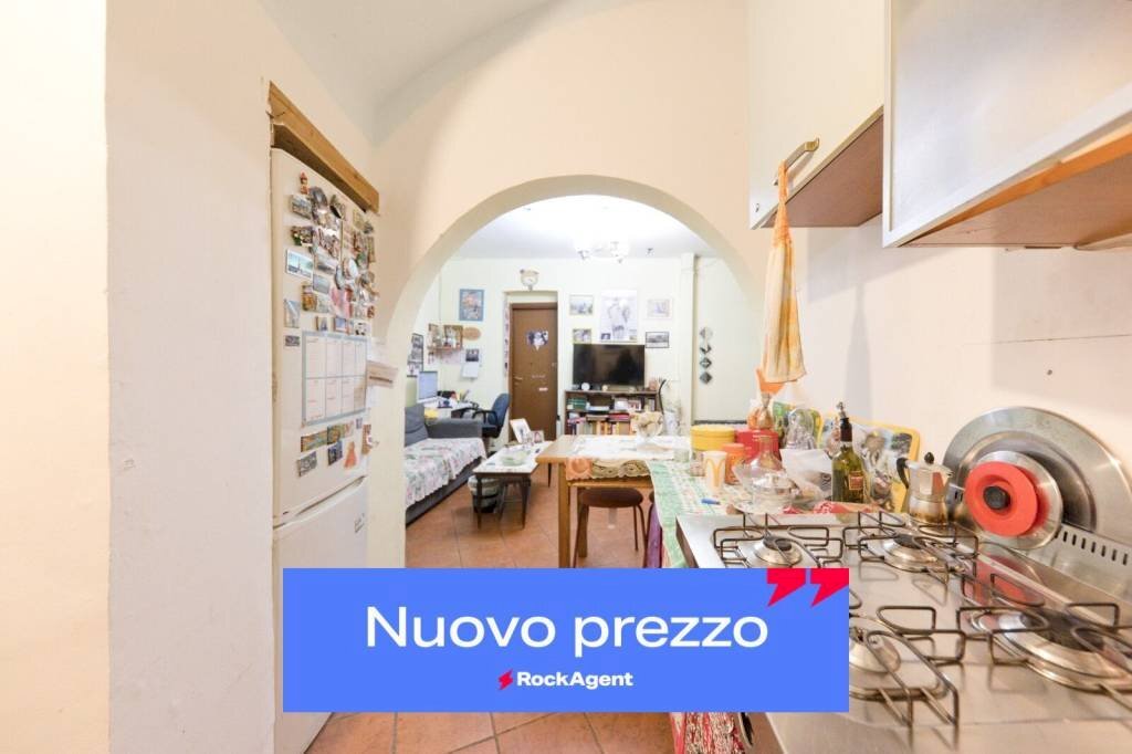 Interno non residenziale - Trilocale vico Giannini, Genova (zona Centro Storico) - foto 2