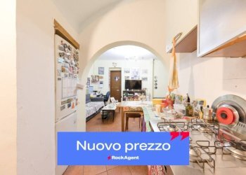 Interno non residenziale - Trilocale vico Giannini, Genova (zona Centro Storico) - foto 1