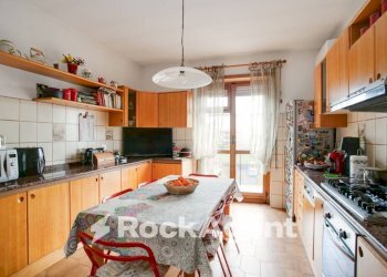 Cucina - Quadrilocale via Roccabernarda, 48, Roma - foto 13