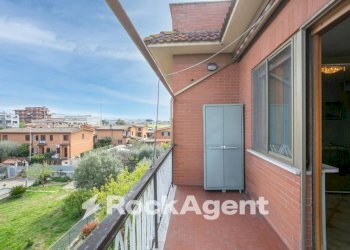 Balcone - Quadrilocale via Roccabernarda, 48, Roma - foto 33