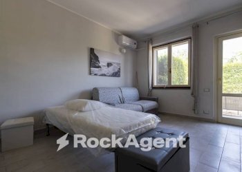 Salone - Trilocale via Giosuè Carducci, 51, Montepaone - foto 23
