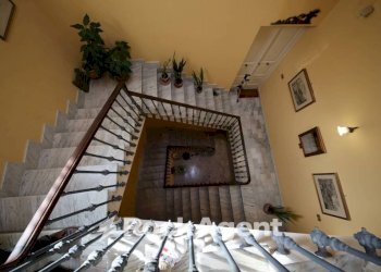 Interno palazzo - Stable - Palace via Bari, Brindisi - photo 34