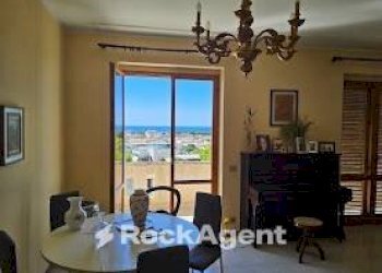 Salone - Apartment via Torre, Caulonia - photo 4