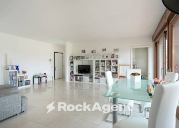 Salone - Quadrilocale via Madonna della Neve, 5, Bergamo - foto 3