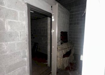 Cantina - Garage - Autosilos - Parcheggio piazza L. Perosi, Alessandria - foto 4