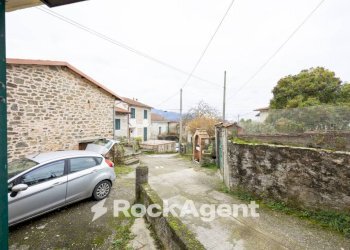 Zona - Stabile - Palazzo Località Villa Regnano, Casola in Lunigiana - foto 28